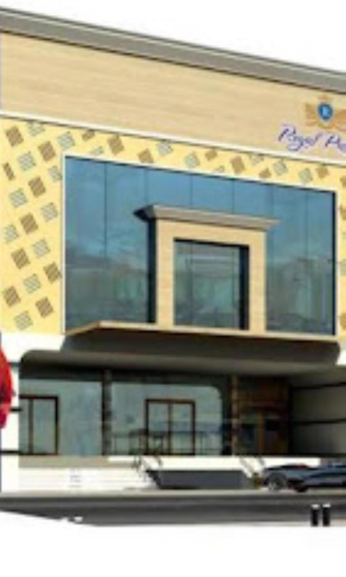 Hotel Royal Palace Hapur 외부 사진